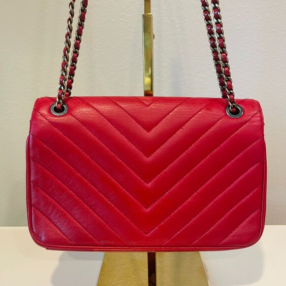 Chanel Small Pyramid CC Flap Bag β Red Lambskin (2015, Made in France) - Picture 2 of 10